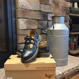 Women’s Black Dr. Martens AirWair Mary Jane in size US 7/EU 38.